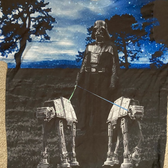 Star Wars Funny T-Shirt • Darth Vader Walking AT-ATs • Men’s Size XL - Picture 2 of 3